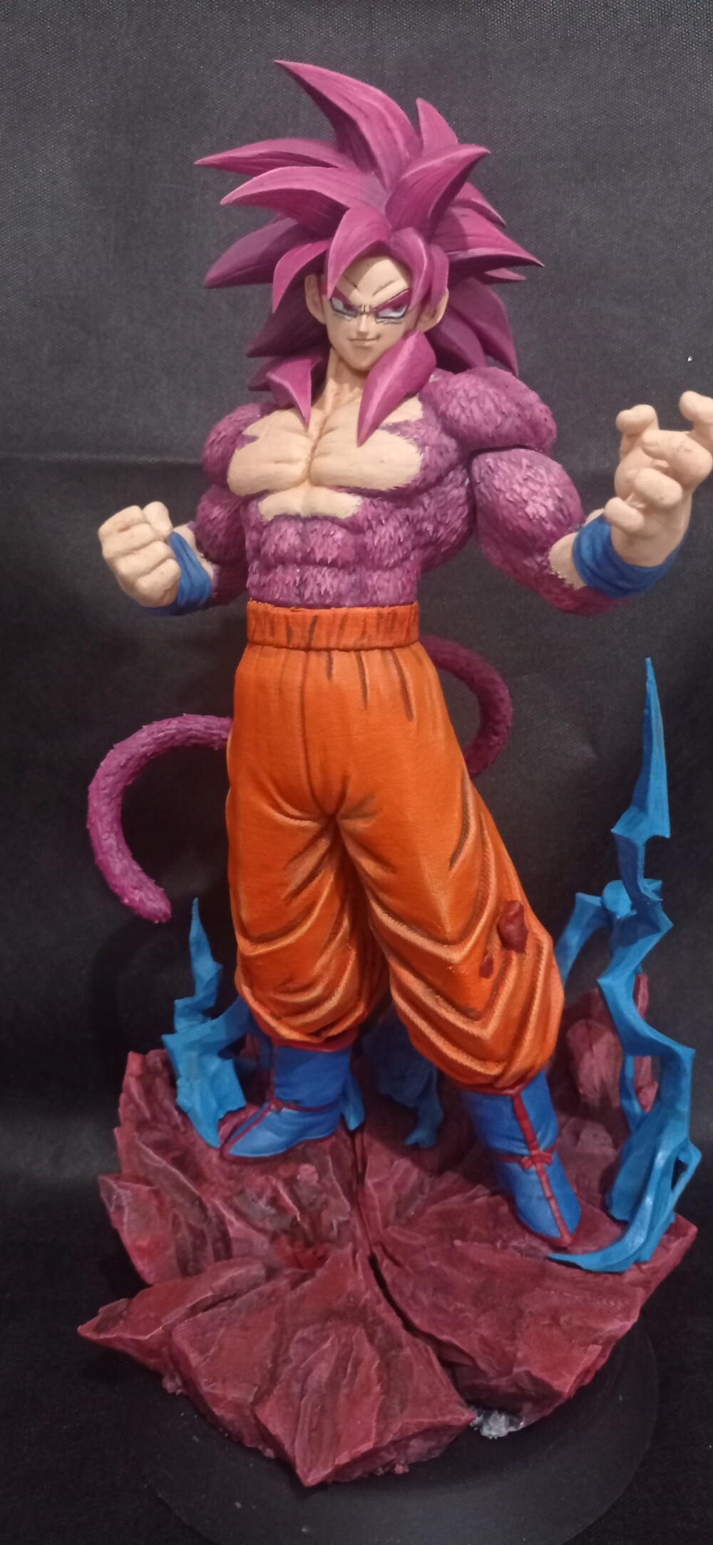 Estátua Goku Super Saiyajin 4 SSJ4 Dragon Ball Daima Resina Prem