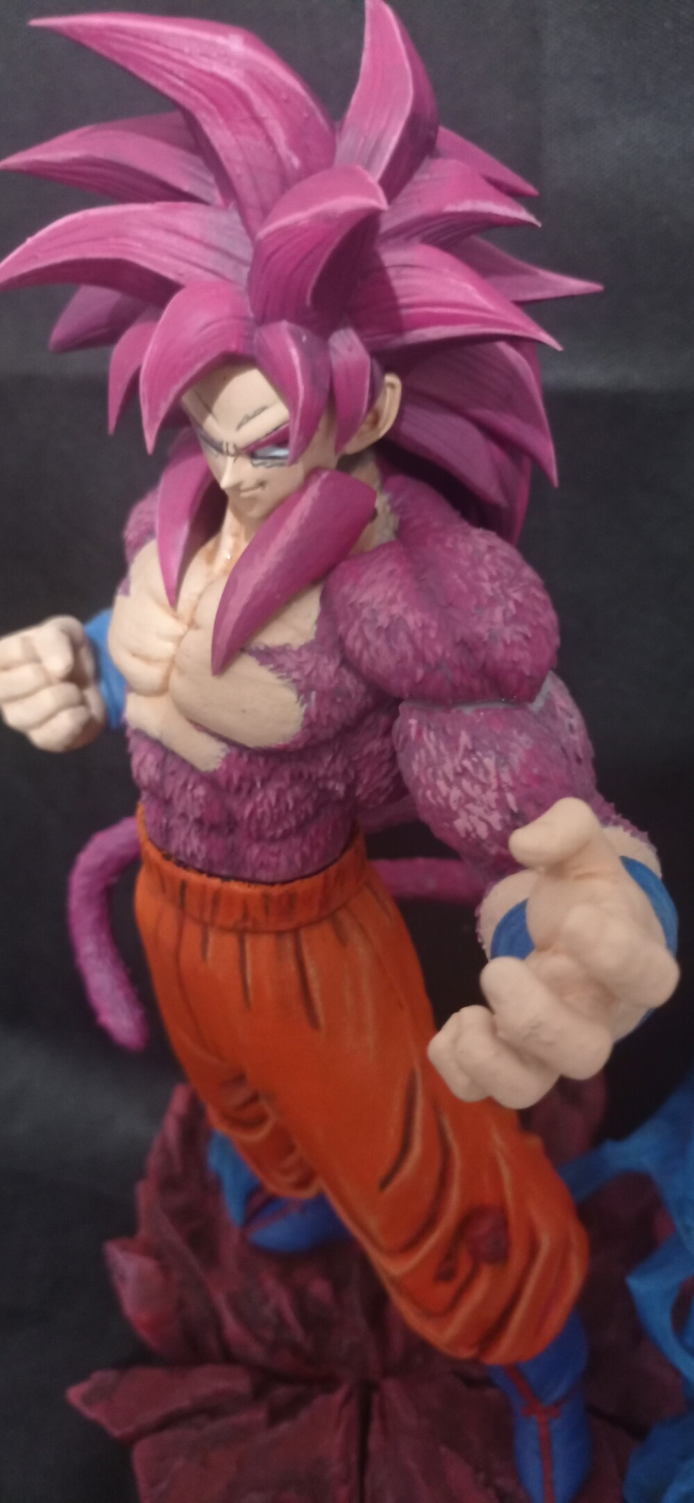 Estátua Goku Super Saiyajin 4 SSJ4 Dragon Ball Daima Resina Prem