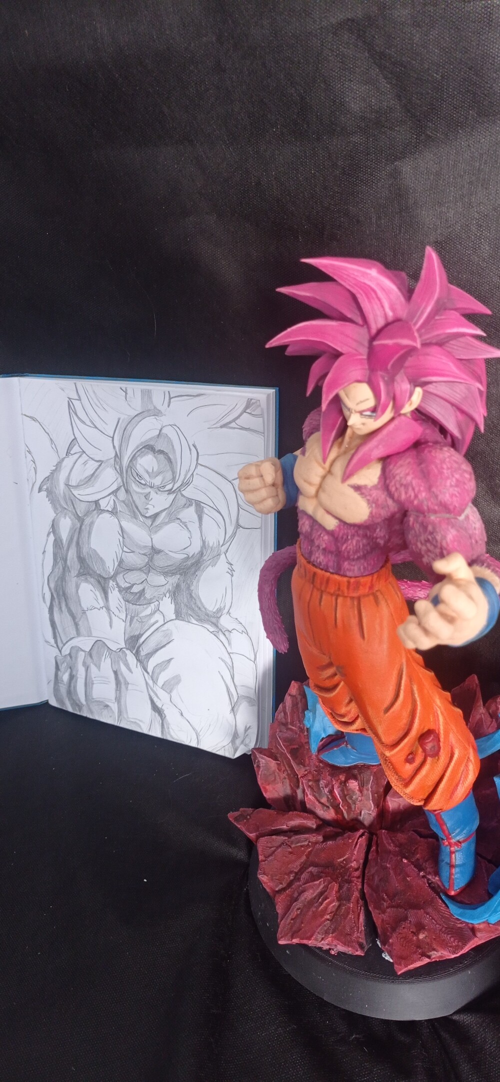 Estátua Goku Super Saiyajin 4 SSJ4 Dragon Ball Daima Resina Prem