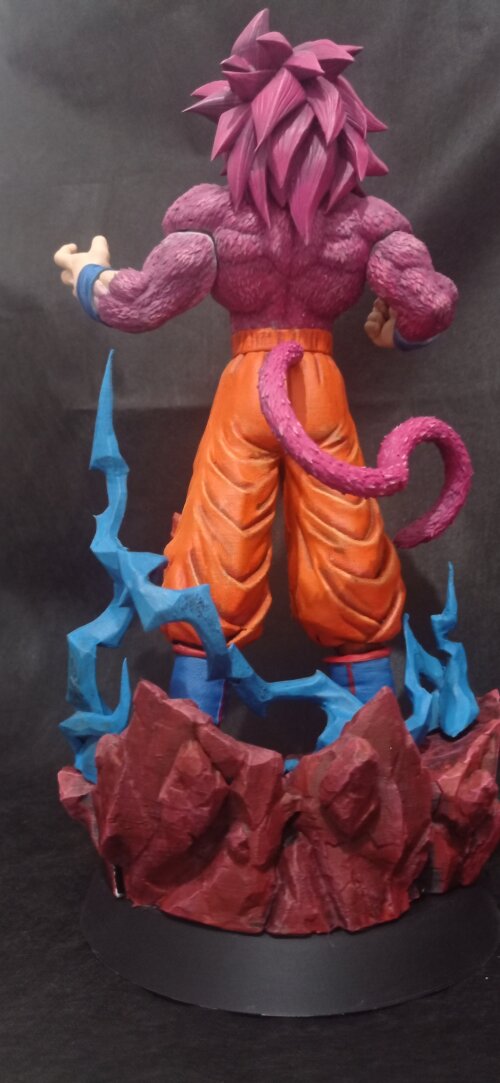 Estátua Goku Super Saiyajin 4 SSJ4 Dragon Ball Daima Resina Prem