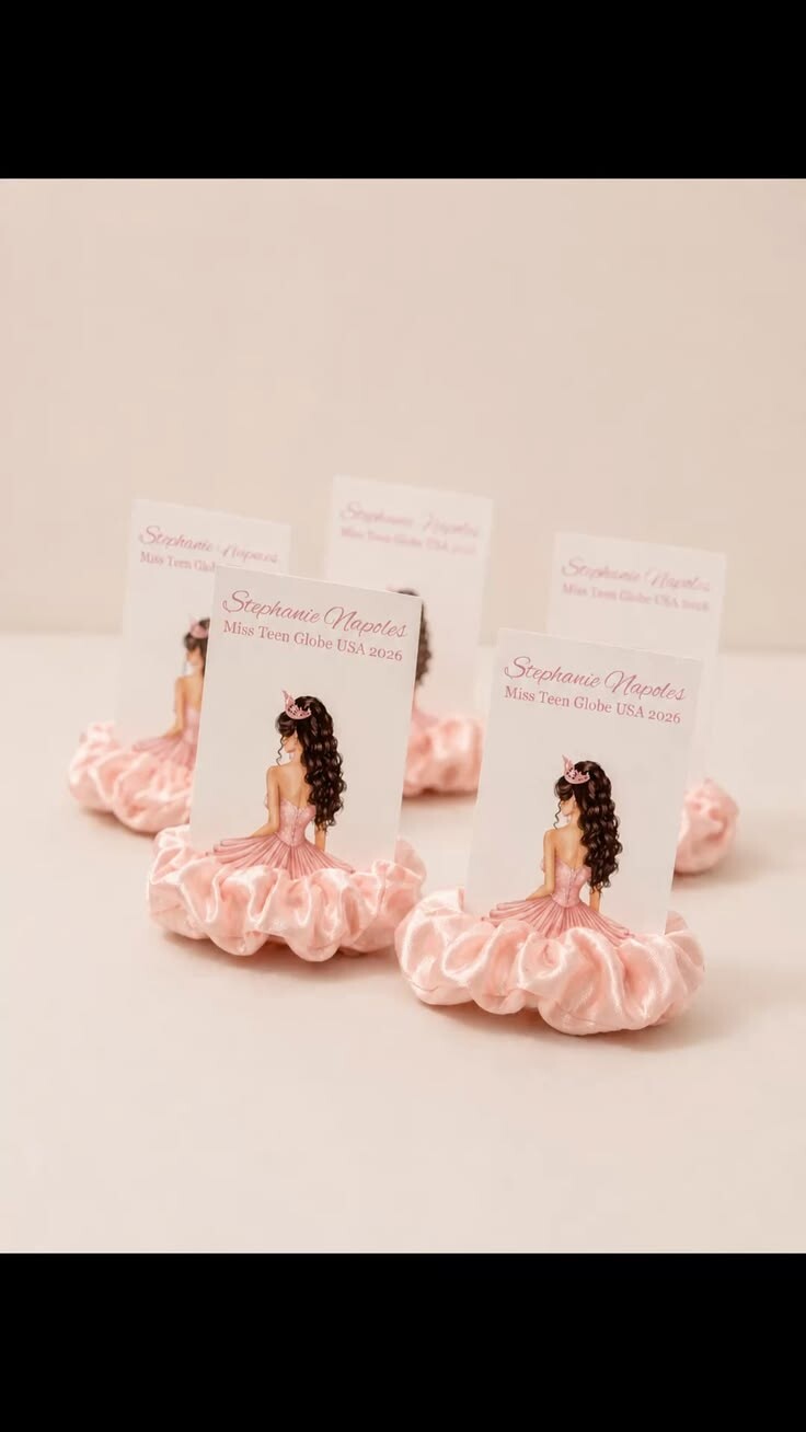 Xuxinha de Cetim Personalizada com Card