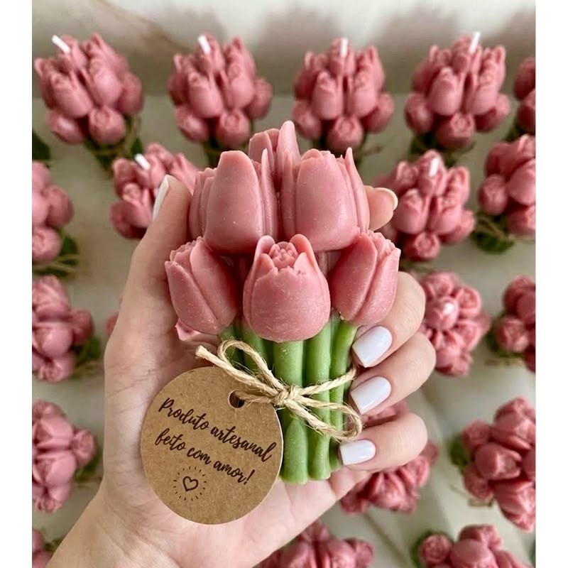 Buquê de Tulipas com Velinha Aromática