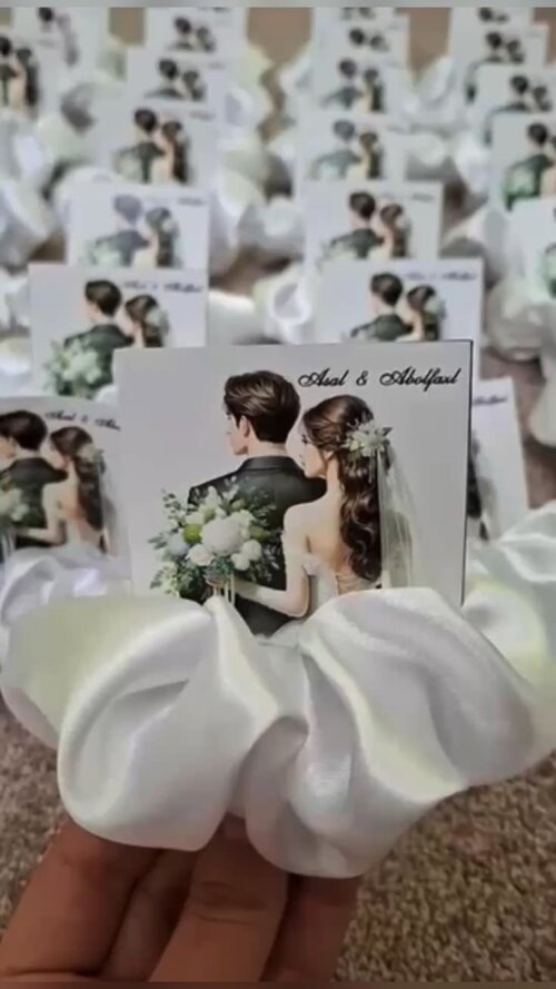 Xuxinha de Cetim Personalizada com Card