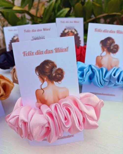 Xuxinha de Cetim Personalizada com Card