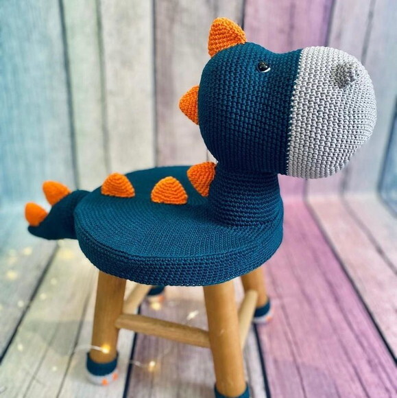 BANCO DINOSSAURO AMIGURUMI banco + capa