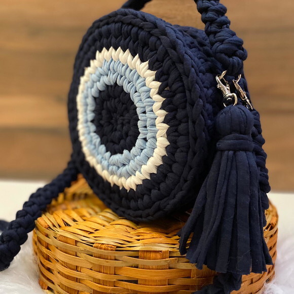 Bolsa olho grego fio de malha