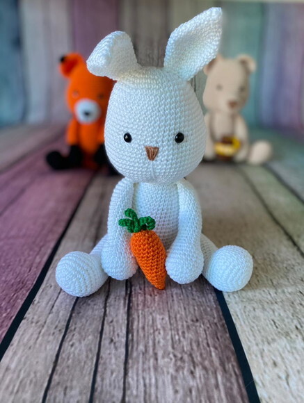 COELHINHO AMIGURUMI