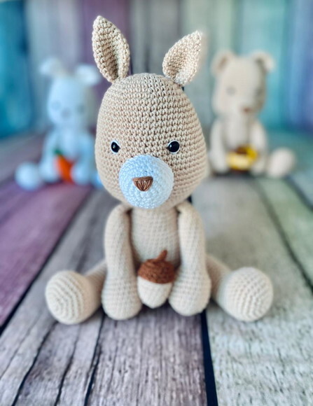 ESQUILO AMIGURUMI