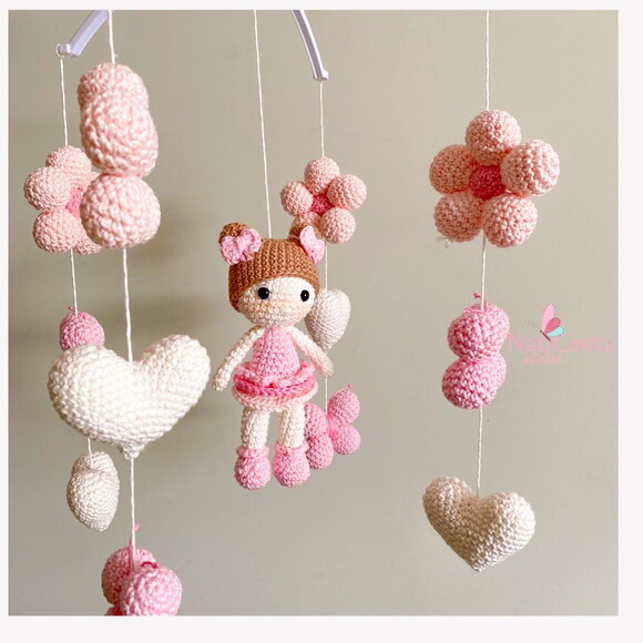 MÓBILE MUSICAL AMIGURUMI FLORES DO CAMPO