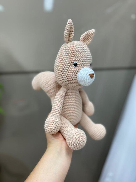 ESQUILO AMIGURUMI