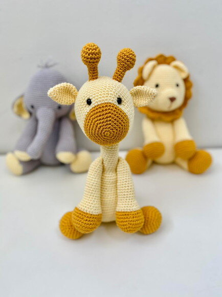 GIRAFA AMIGURUMI