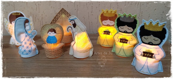 Presépio de Feltro Bordado (com Vela de Led)
