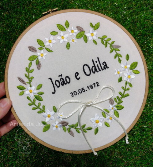 Porta Alianças Bordado - Bodas