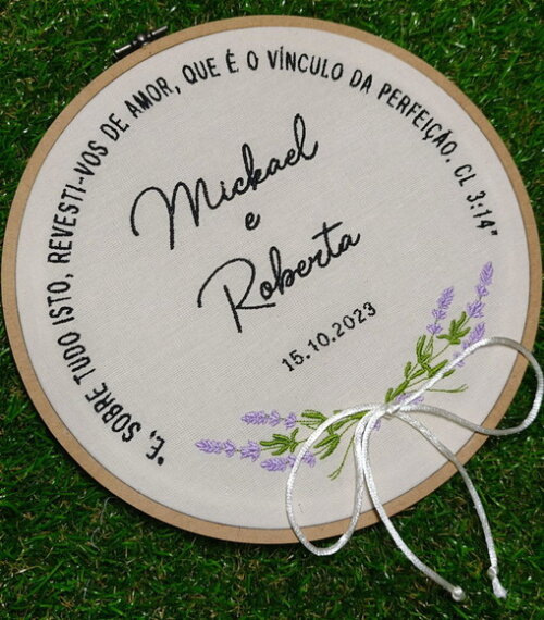 Porta Alianças Bordado - Folhas com Lavandas (versículo)