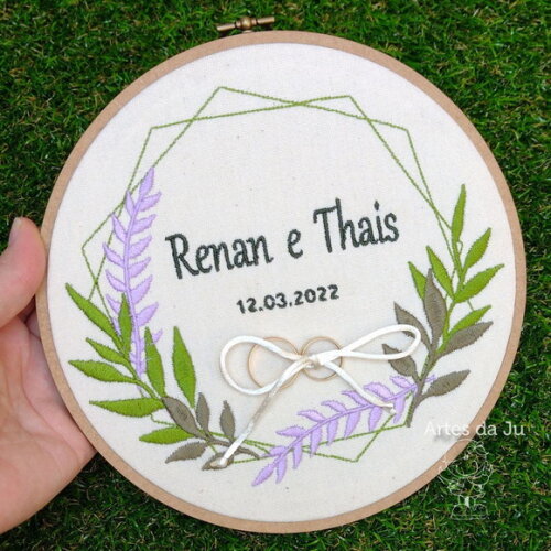 Porta Alianças Bordado - Moldura Ramos com Lilás/ Lavanda