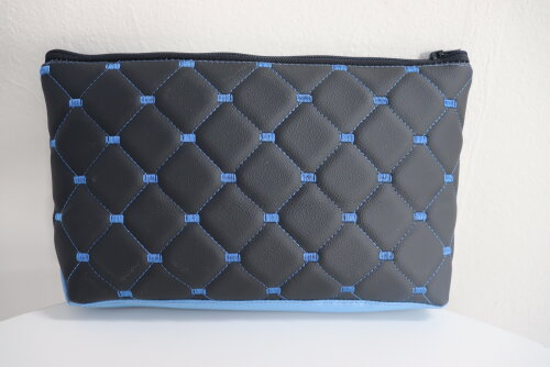 Necessarie diamante azul