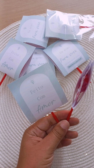 Kit com 50 Pirulitos Personalizados