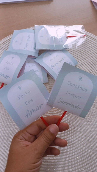 Kit com 50 Pirulitos Personalizados