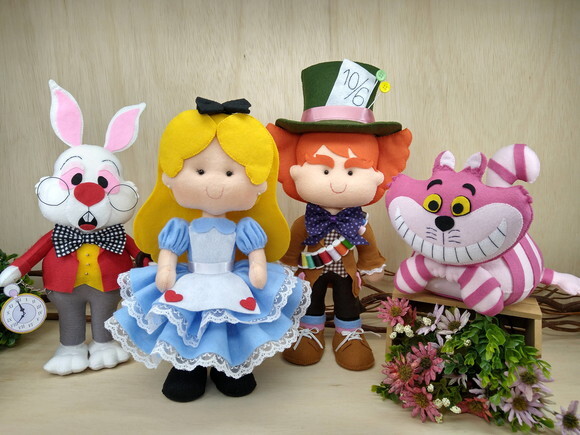 Alice no País das Maravilhas em Feltro