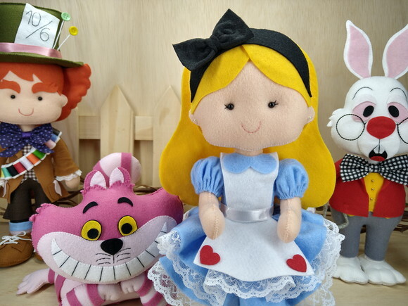 Alice no País das Maravilhas em Feltro