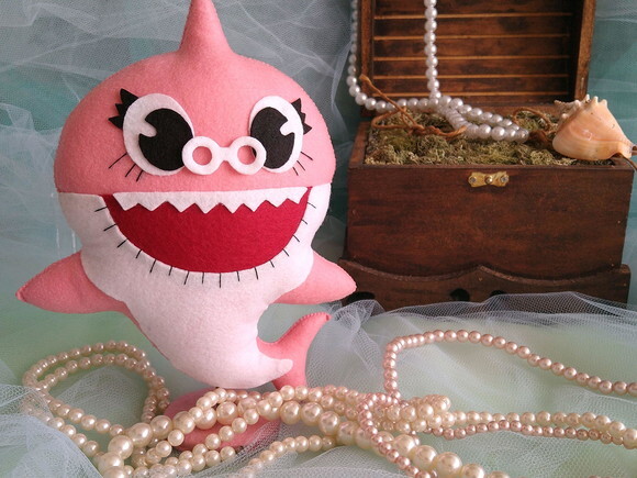 Baby Shark em Feltro
