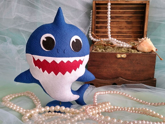 Baby Shark em Feltro