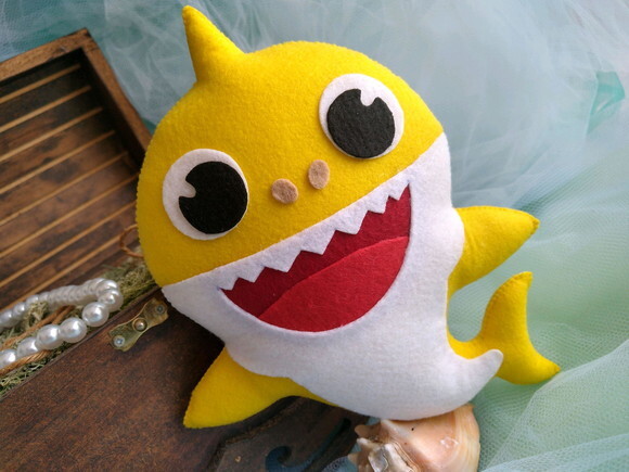 Baby Shark em Feltro
