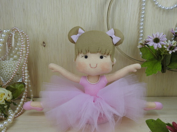 Bailarina em feltro