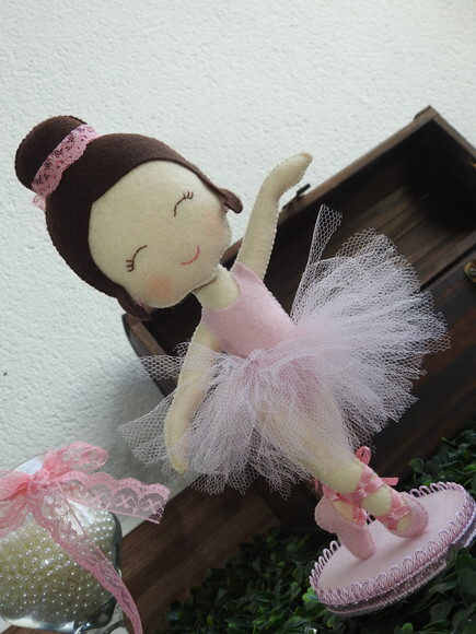 Bailarina em Feltro