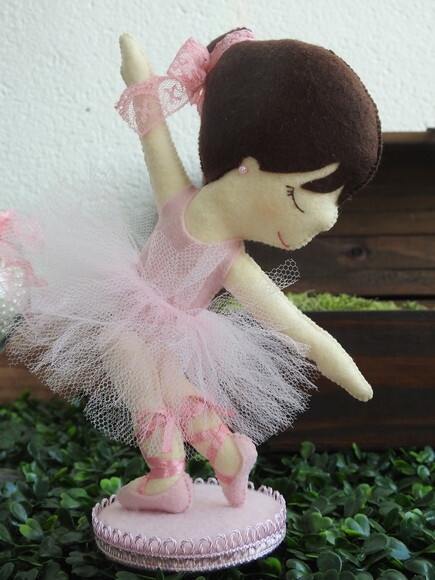 Bailarina em Feltro