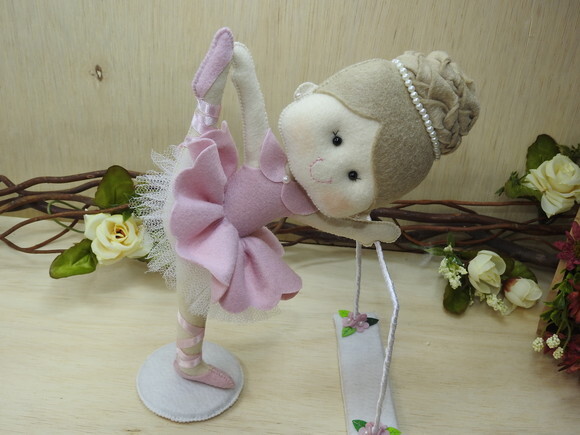 Bailarina em Feltro Coque