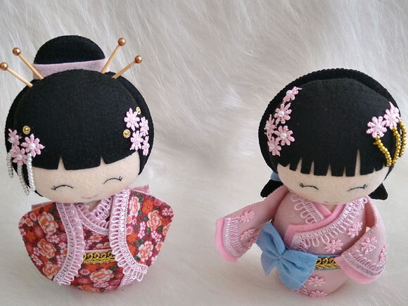 Boneca Kokeshi em em feltro