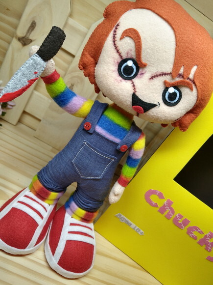 Boneco Assassino Chucky em feltro