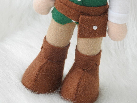 Boneco Flynn Rider em Feltro- Enrolados 30 cm