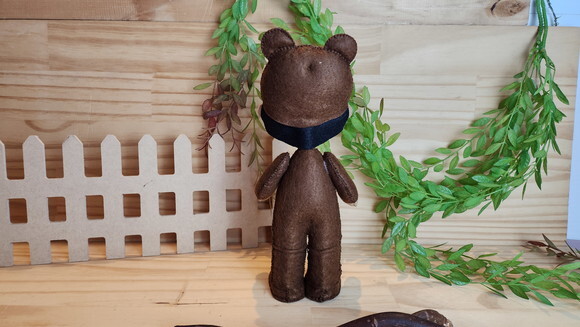 Boneco Ursinho de Feltro - Chamar Chat