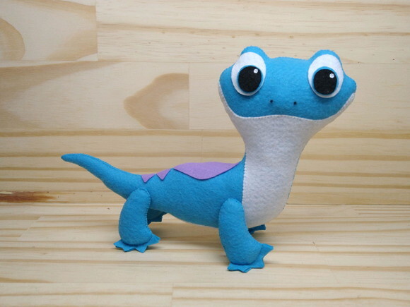 Bruni Salamandra Personagem Filme Frozen
