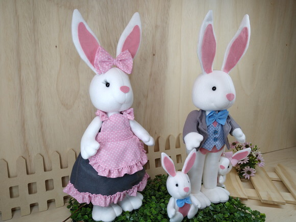 Casal Coelhos de Páscoa em Feltro* Chamar Chat