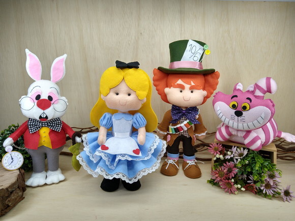 Chapeleiro da Alice no País das Maravilhas em Feltro