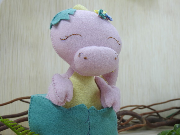 Dinossauro Baby T Rex
