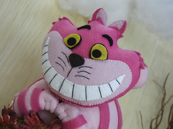 Gato da Alice no País das Maravilhas em Feltro