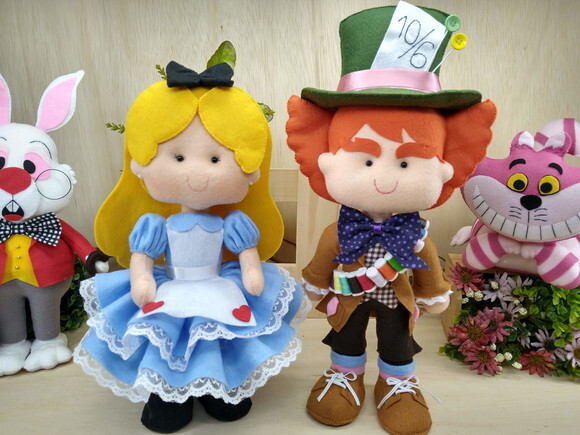 Kit Alice no País das Maravilhas em Feltro