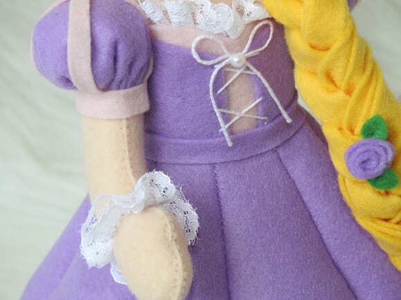 Kit Rapunzel em Feltro do Filme Enrolados - 2 Peças