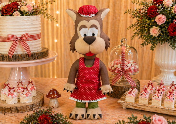 Lobo Mau da Chapeuzinho Vermelho em Feltro 40cm