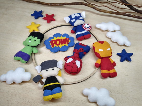 Móbile Super Heróis Toy* Chamar Chat