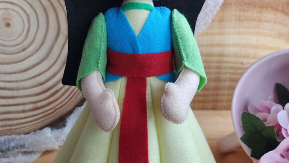 Mulan em Feltro _ Antes de Comprar Verificar Data Disponível