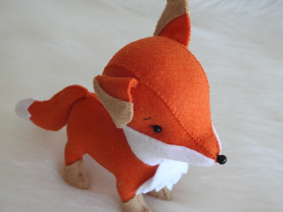 Raposa em Feltro - 3d