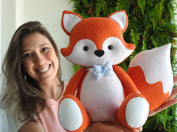 Raposa em Feltro - Com Laço