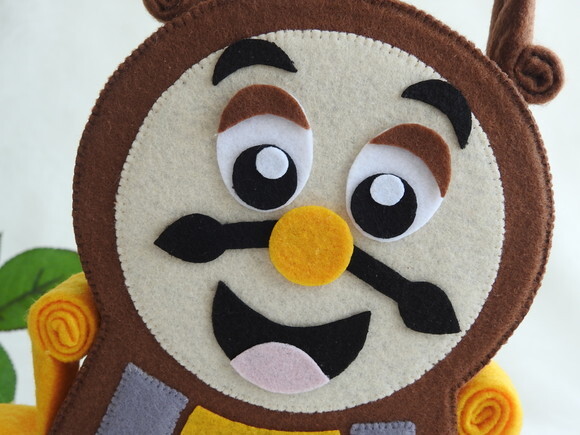 Relógio Horloge em Feltro - Personagem da Bela e a Fera