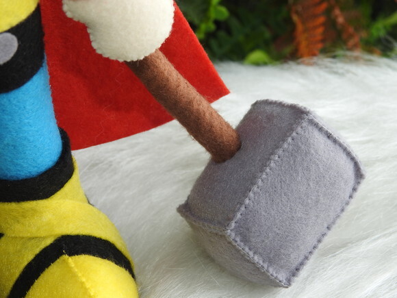 Thor em Feltro
