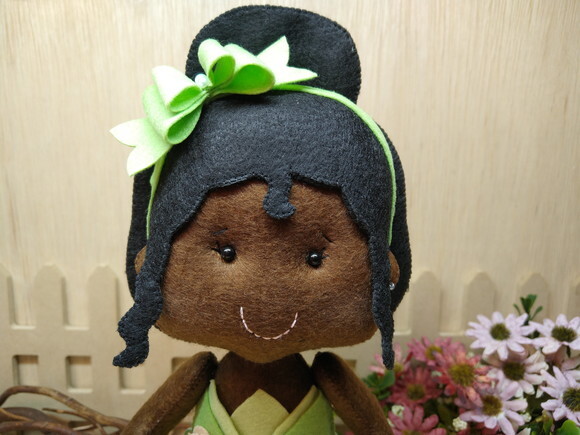 Tiana em feltro - Princesas